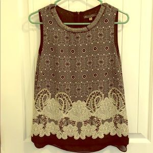 Sleeveless lightweight tank with fancy neckline